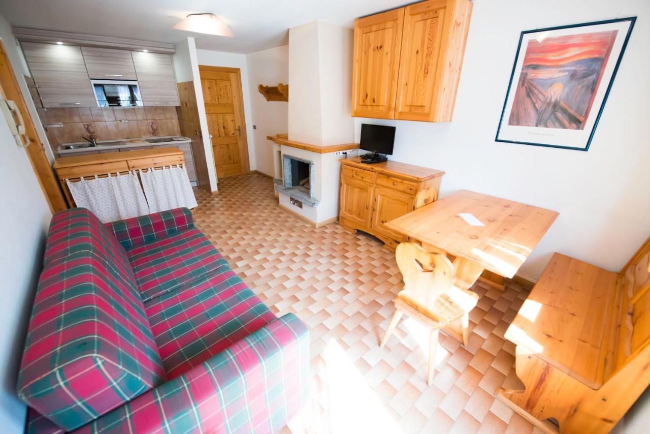 Ferienwohnung Casa Guana Livigno Exterior foto